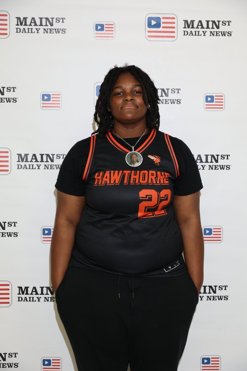 Hawthorne Hornets basketball player media day portrait - KVDVisuals sports photography